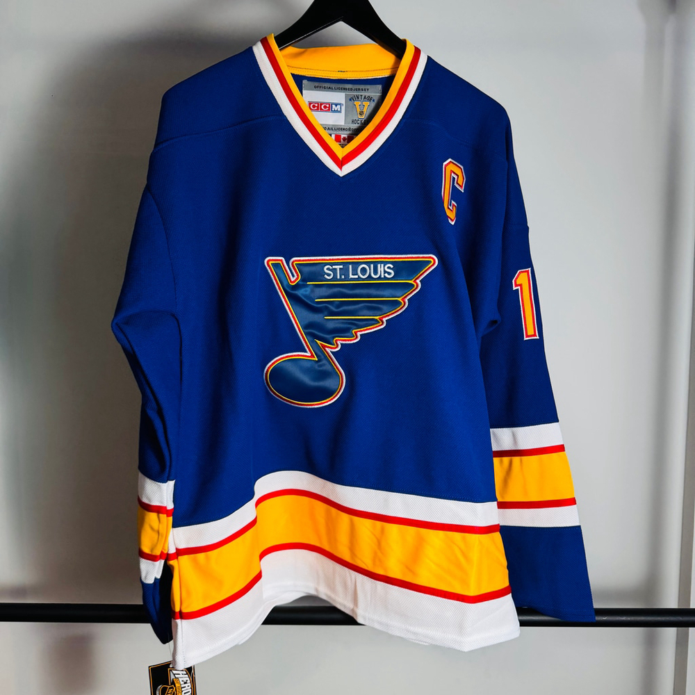 Men's CCM St. Louis Blues Hull Jersey size 50